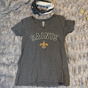 NWOT NFL Saints women’s XS tshirt with free snood